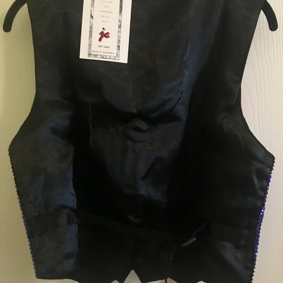 SEQUINED PATRIOTIC VEST - Picture 2 of 3